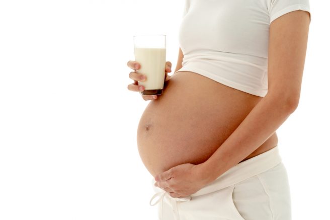 Consumul de lapte in sarcina poate creste riscul de toxoplasmoza