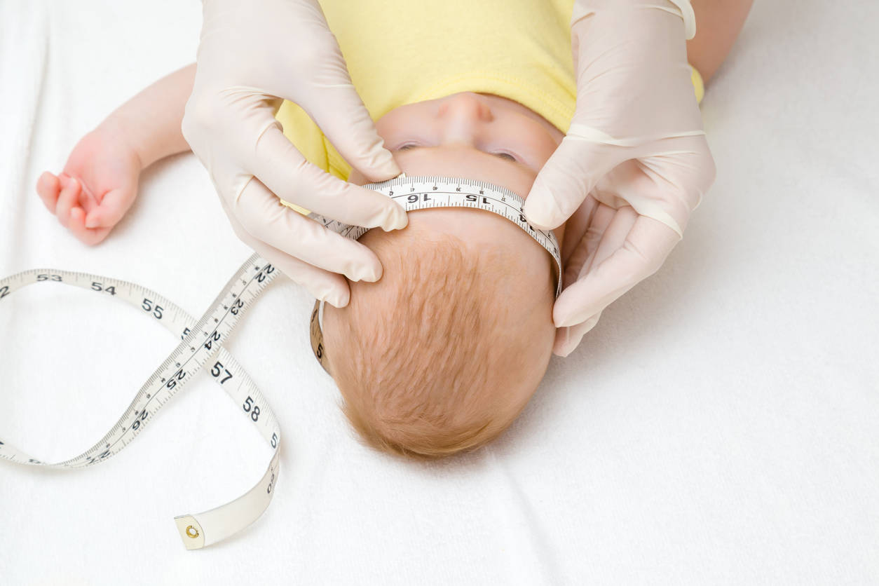 Circumferinta capului bebelusului | Nastenatural.ro