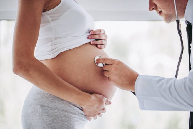 gravida consultata de un medic